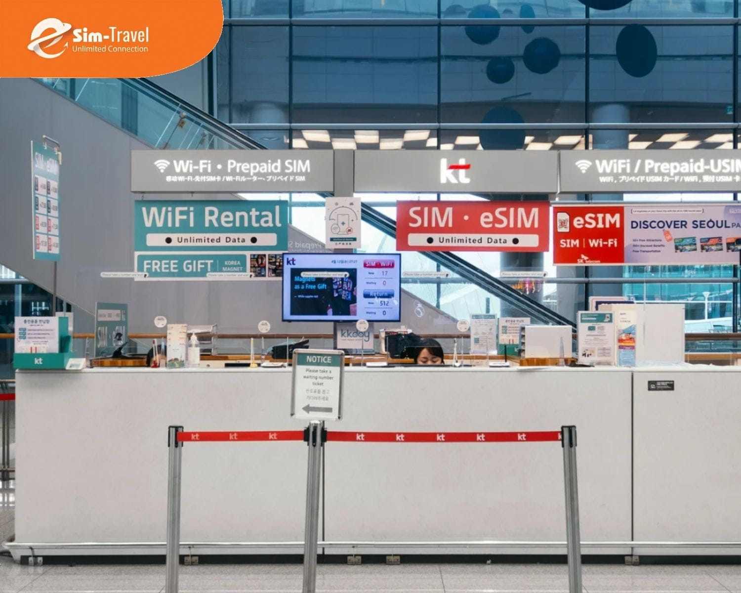 Hỗ trợ c&agrave;i đặt Sim trực tiếp tại quầy dịch vụ s&acirc;n bay H&agrave;n Quốc.