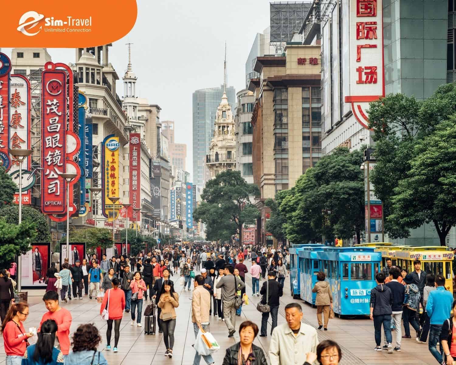 Kích hoạt gói cước eSIM Trung Quốc 15 ngày nhanh chóng qua mã QR tiện lợi.