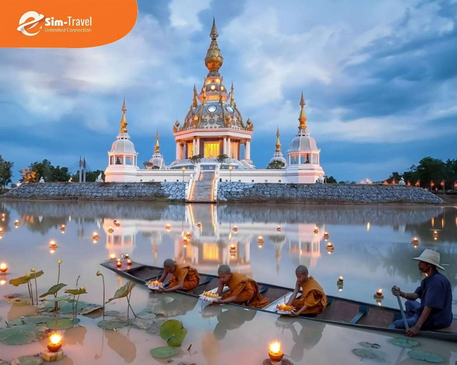 Lưu &yacute; trang phục lịch sự khi thăm ch&ugrave;a để t&ocirc;n trọng gi&aacute; trị t&acirc;m linh Th&aacute;i Lan.