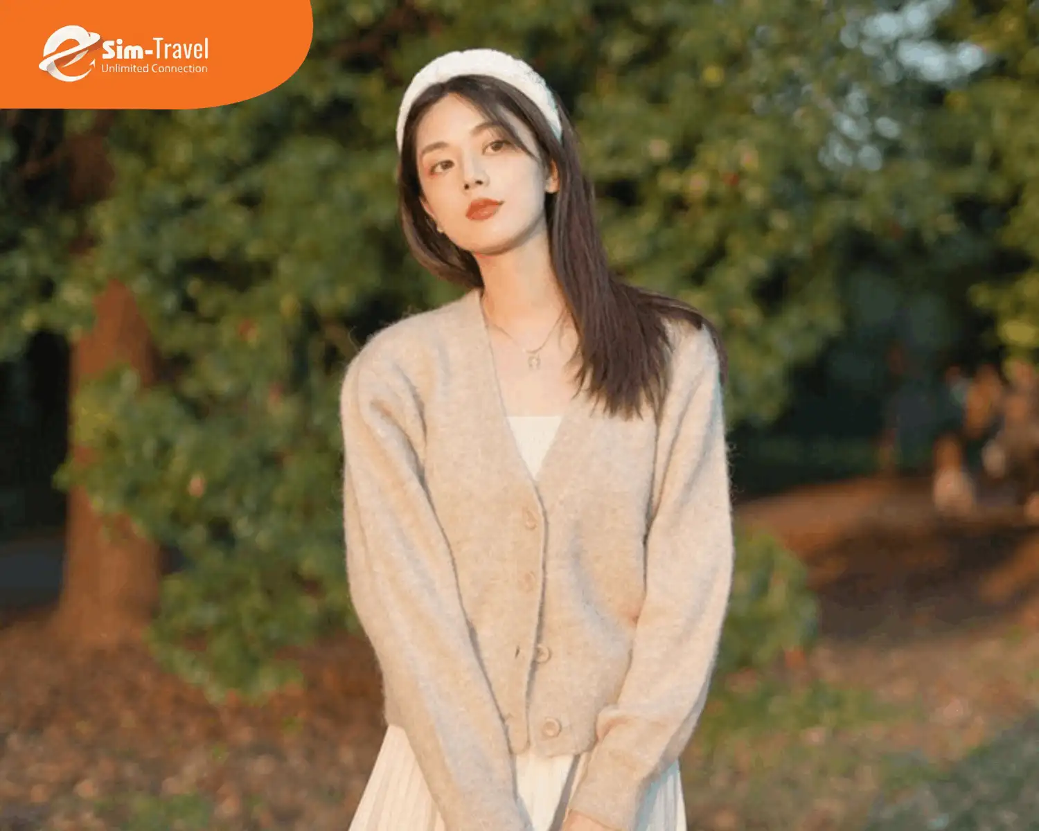 Mùa xuân với trang phục nhẹ nhàng, tiện di chuyển