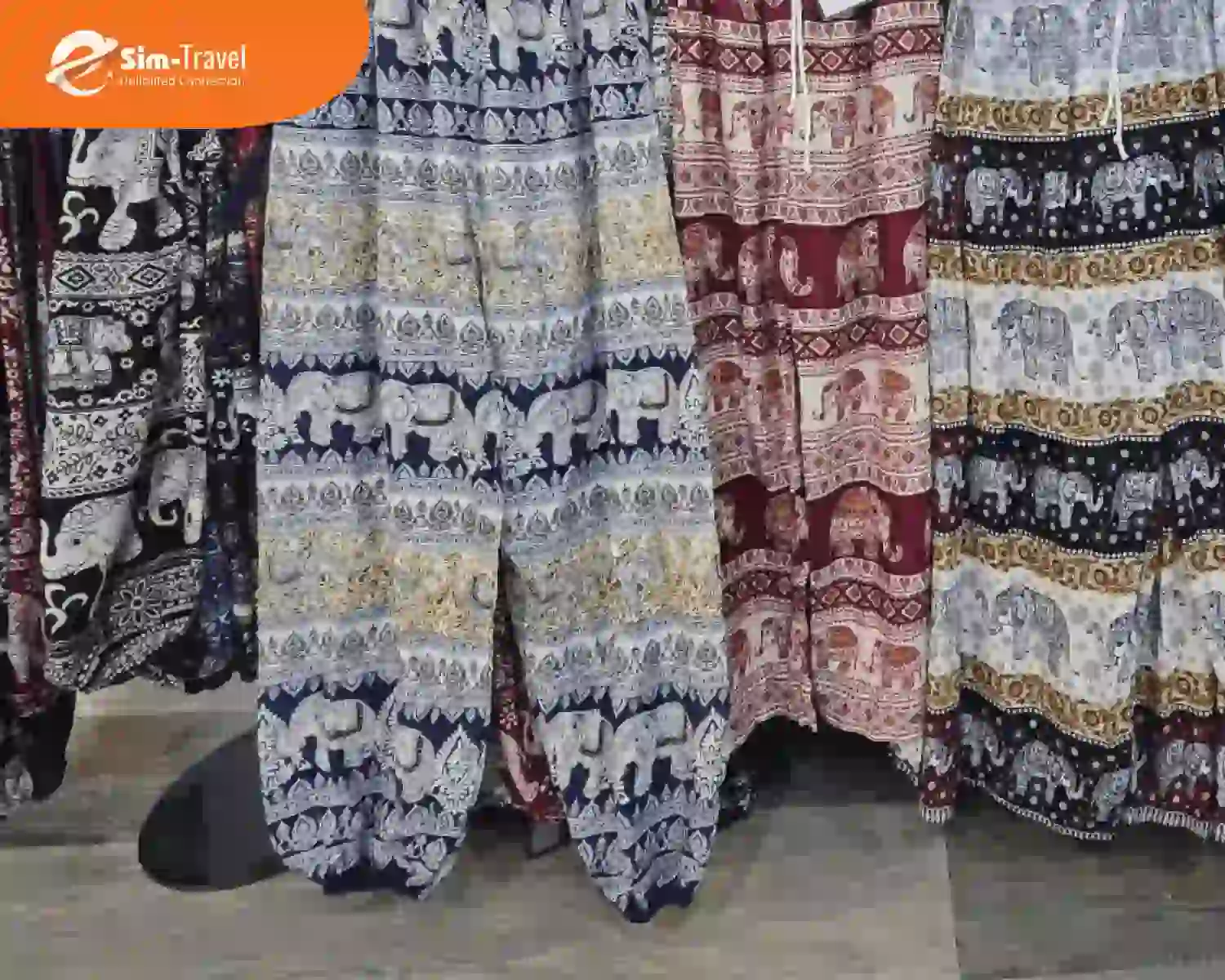 Quần voi mang hoạ tiết đặc trưng Thái Lan