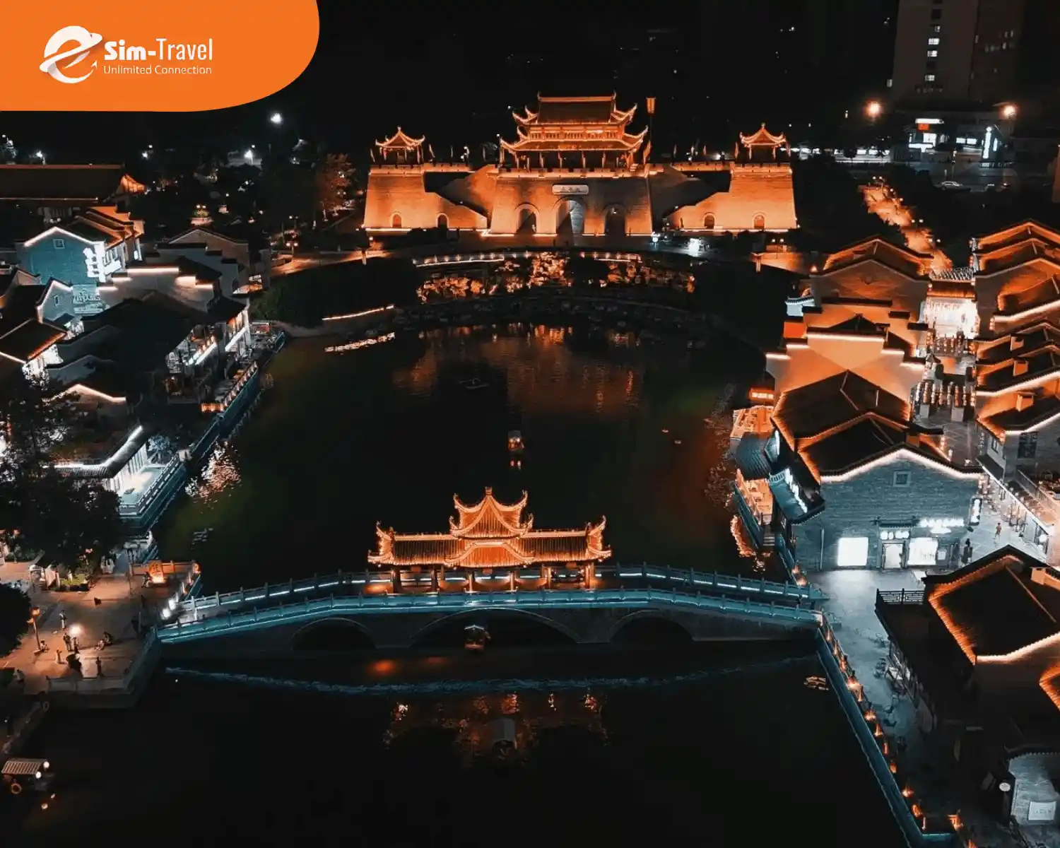 Phượng Hoàng Cổ Trấn thơ mộng, rực rỡ bên dòng sông Đà Giang