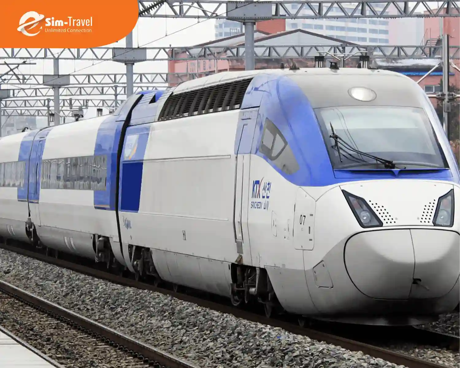Di chuyển nhanh chóng tiện lợi với tàu cao tốc