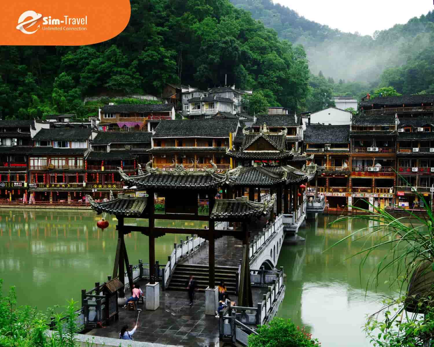 Thời điểm du lịch Hồ Nam lý tưởng vào tháng 4 - 10 khi tiết trời mát mẻ, dễ chịu