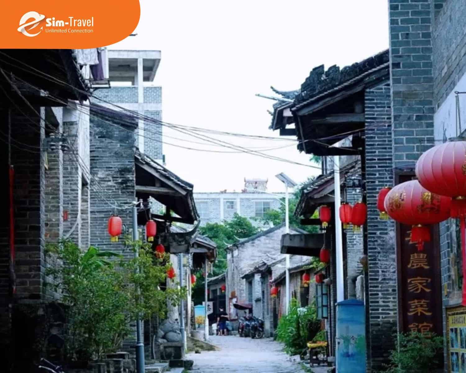 Phố cổ Dương Mai - Bức tranh cổ kính