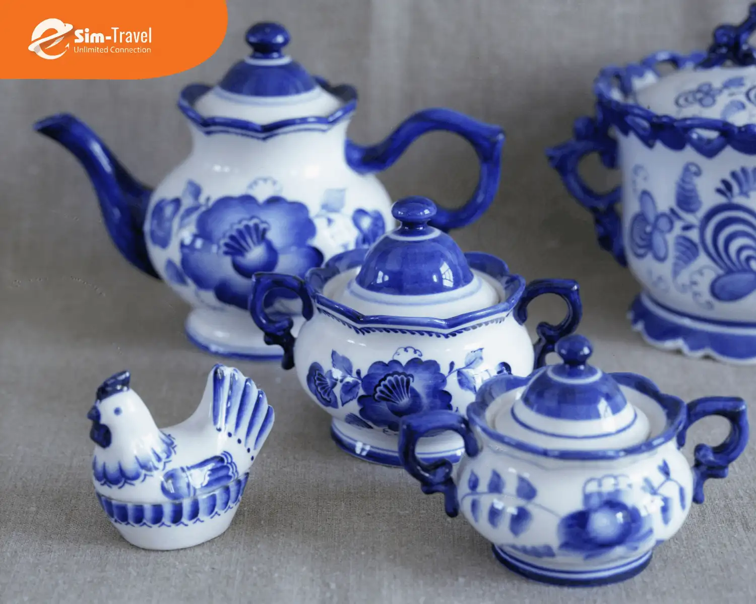Đồ sứ Gzhel