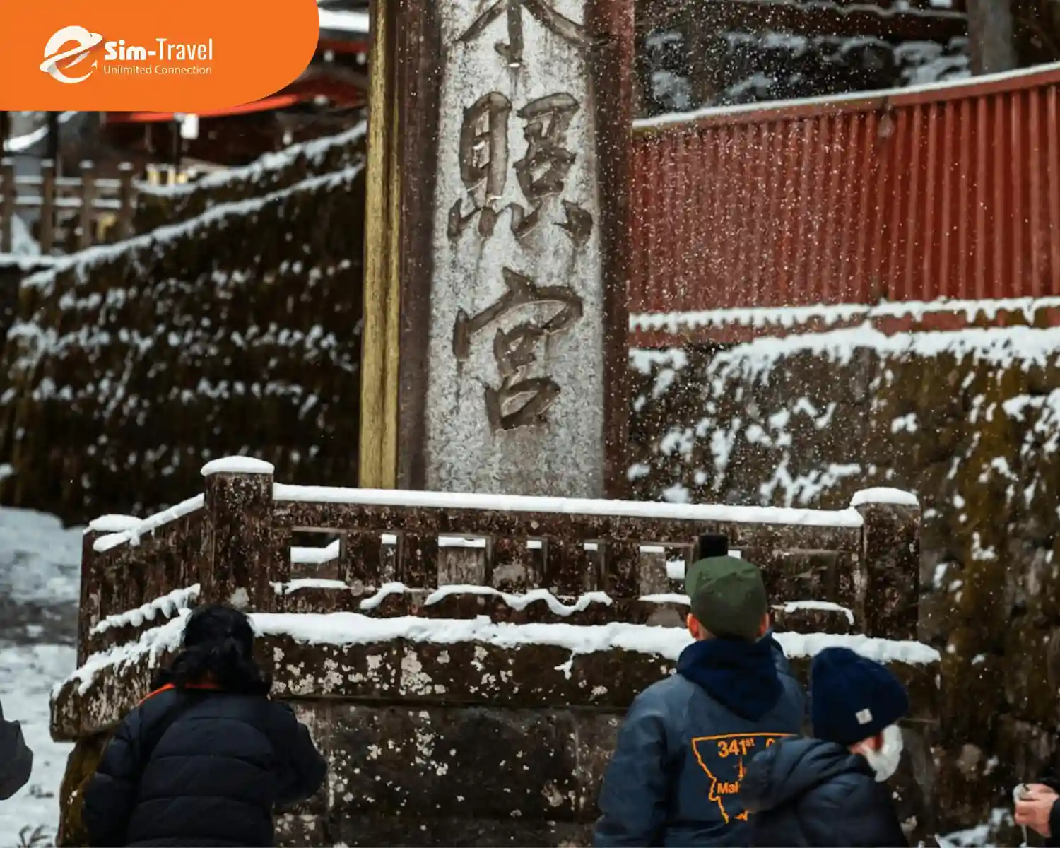 Ngày tuyết rơi ở đền Nikko Toshogu