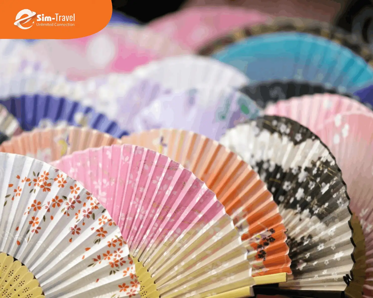 Quạt gấp Sensu xinh xắn