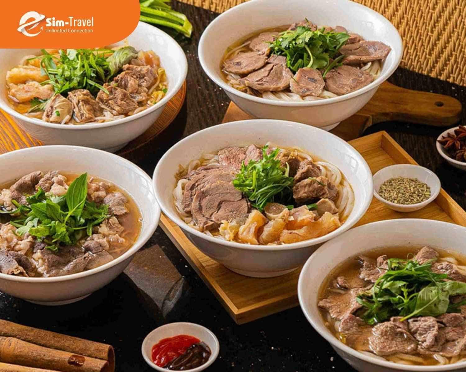 M&igrave; b&ograve; Hoa Khu&ecirc; đậm vị thảo mộc, chua cay kh&oacute; qu&ecirc;n