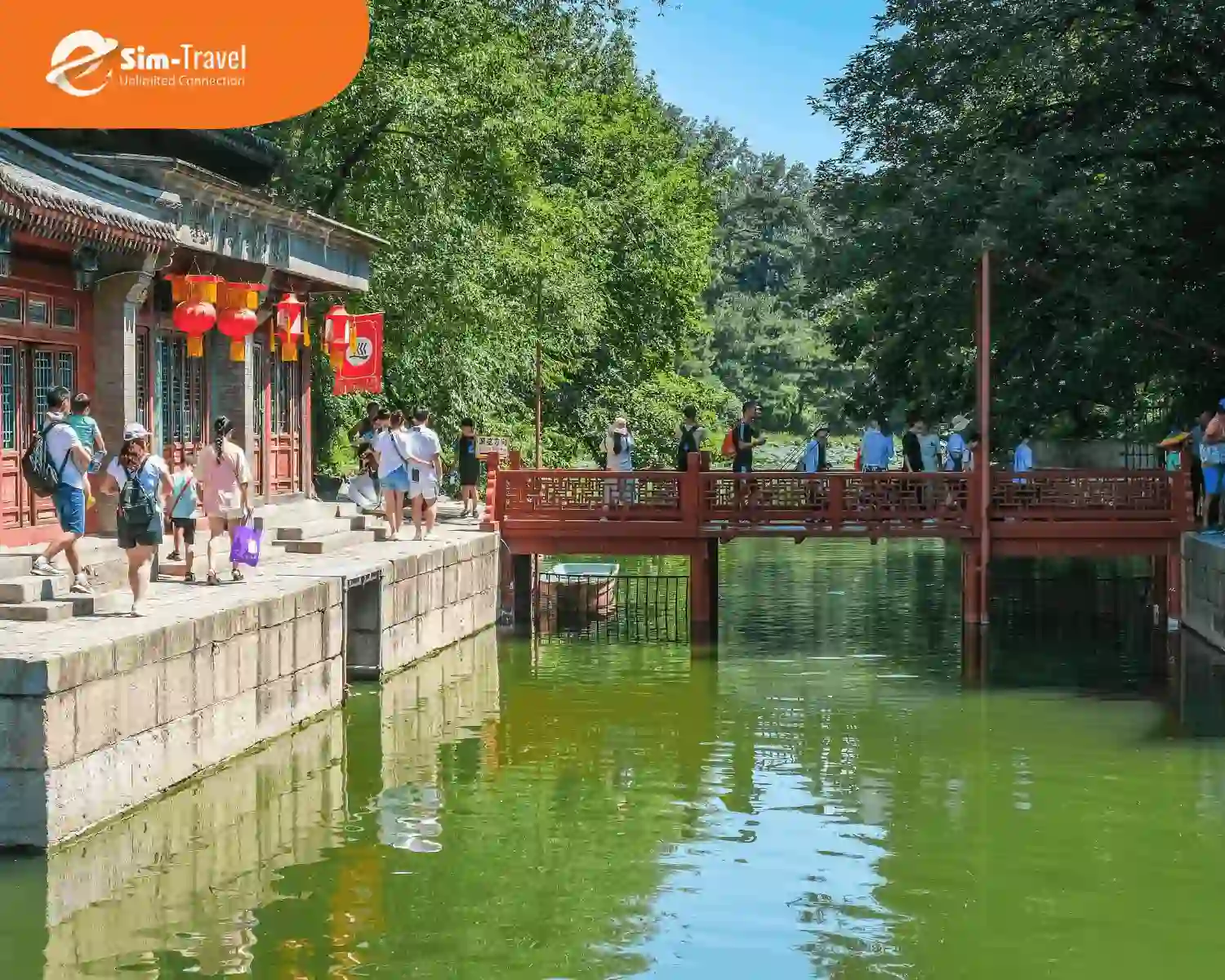 Sử dụng phụ kiện ô, mũ chống nắng, chăm sóc sức khoẻ khi du lịch mùa hè Trung Quốc