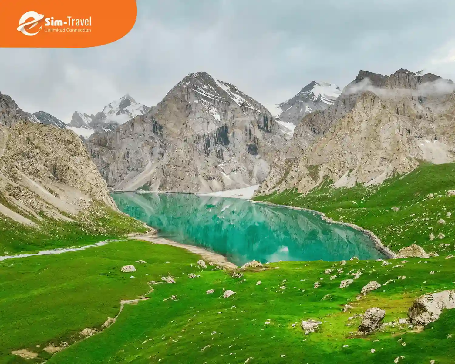 Tân Cương mang bức tranh thiên nhiên vừa hùng vĩ vừa thanh bình