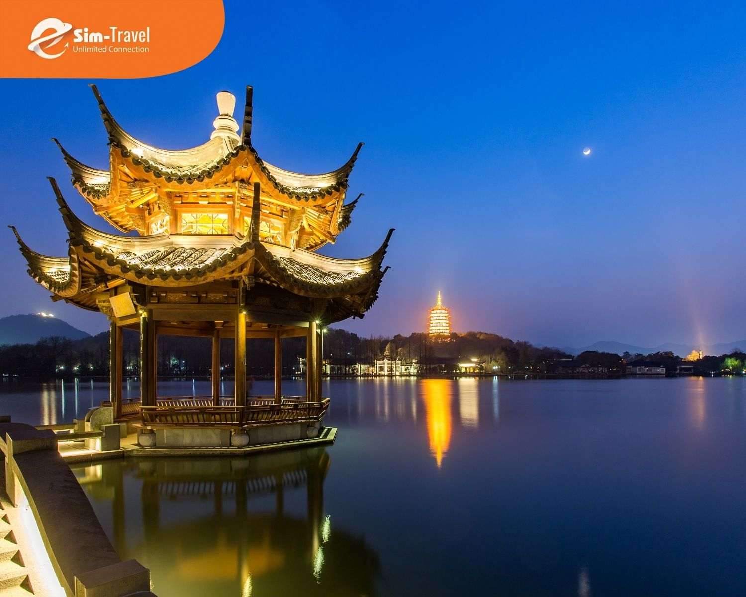 T&acirc;y Hồ H&agrave;ng Ch&acirc;u th&aacute;ng 5 rất hợp cho những chuyến đi thư gi&atilde;n