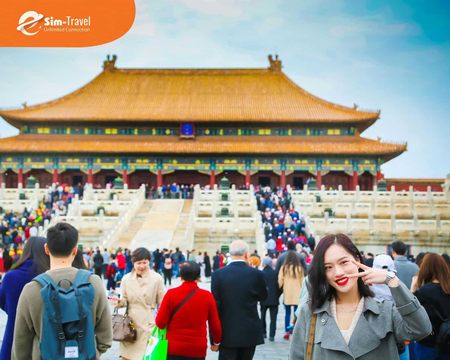 Các góc sân trong và hành lang cổ kính là nơi tuyệt vời để chụp ảnh lưu niệm ở Tử Cấm Thành