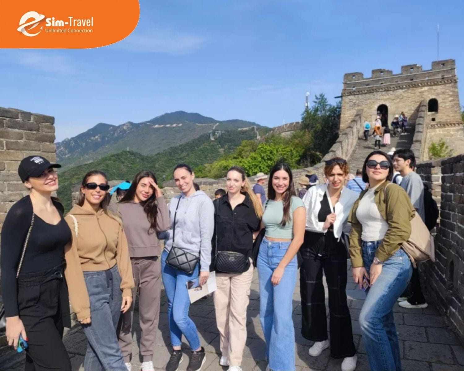 Tour trọn g&oacute;i l&agrave; phương &aacute;n ho&agrave;n hảo cho gia đ&igrave;nh c&oacute; người lớn tuổi v&agrave; trẻ nhỏ đi c&ugrave;ng.