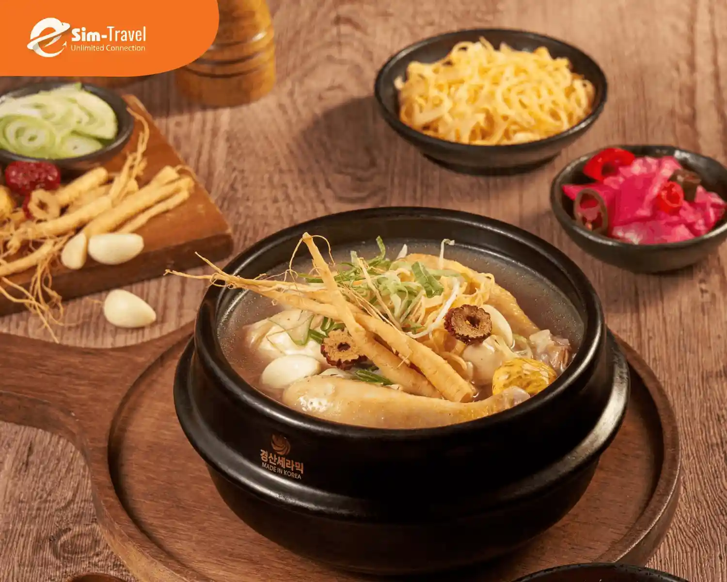 Gà tần sâm (samgyetang) - món ăn đặc trưng của người Hàn