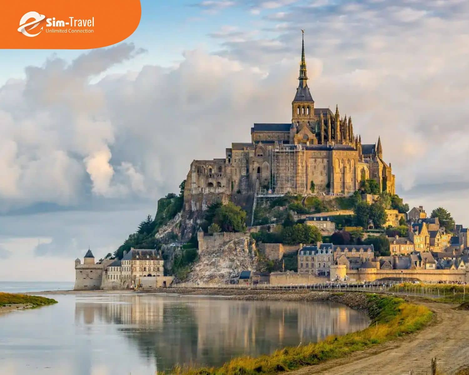 Sim du lịch Ph&aacute;p kết nối ổn định ngay khi vừa hạ c&aacute;nh