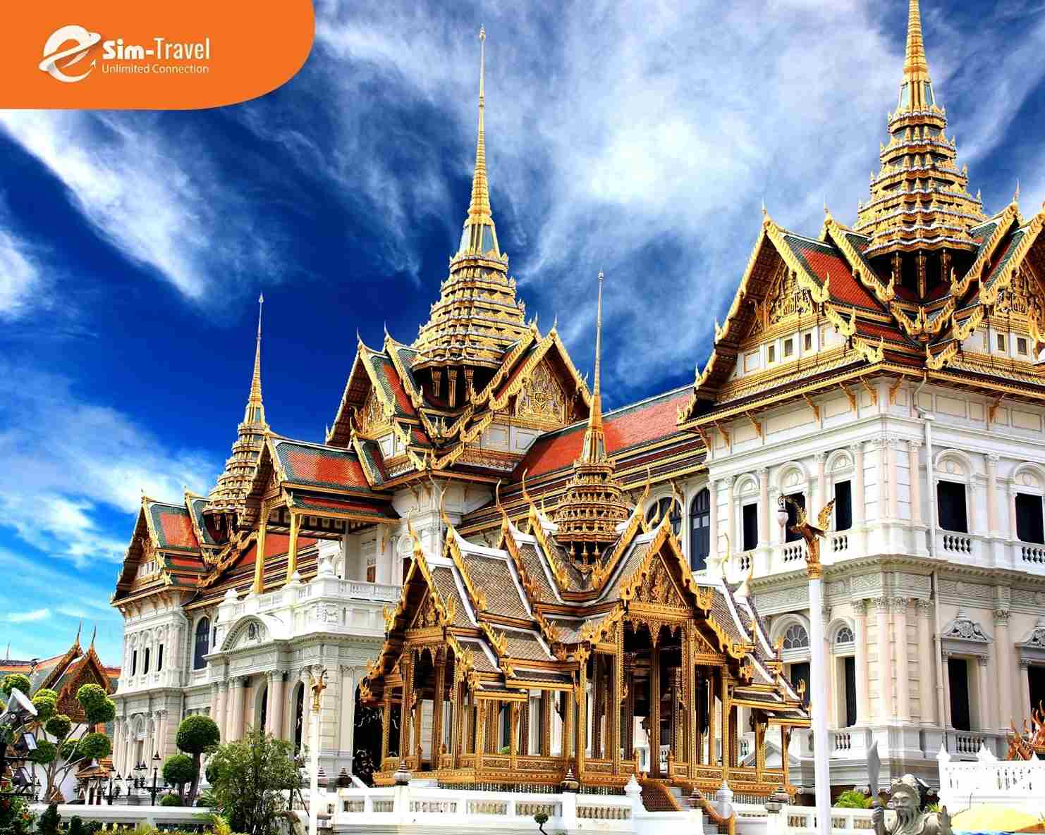 Bangkok rực rỡ với ch&ugrave;a v&agrave;ng v&agrave; những khu shopping sầm uất.&nbsp;